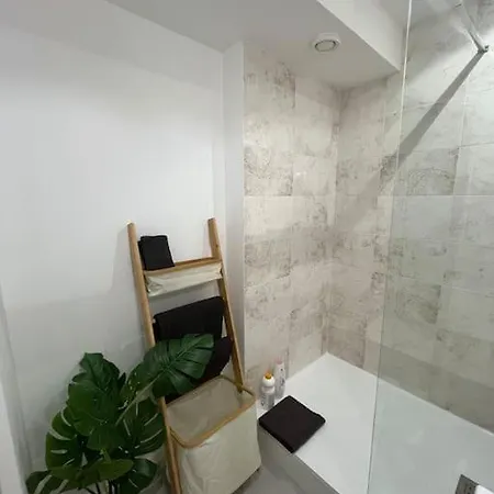 Hana 4 Personnes Calme Business&family Apartment *