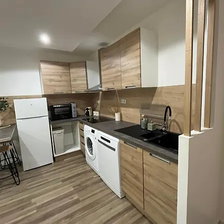 Hana 4 Personnes Calme Business&family Apartment Guyancourt